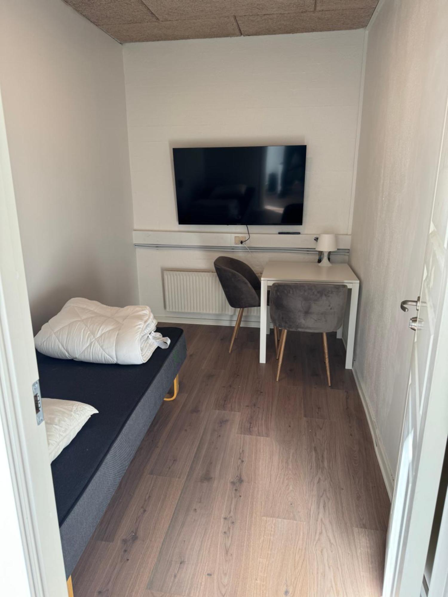 Italian Rooms 8 Ольборг Экстерьер фото